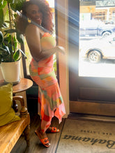 Load image into Gallery viewer, Tropical Ann Dress | Chic &amp; Comfortable Attire

