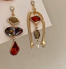 Load image into Gallery viewer, Abstract Stone Earrings
