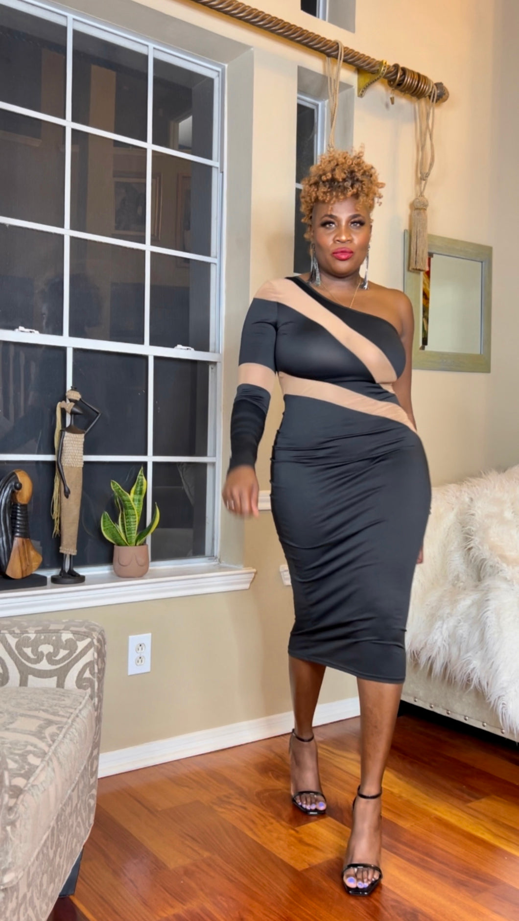 Blanca Ann Stylish Dress | Chic & Sophisticated Design