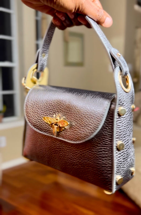 Metallic Silver Purse | Chic and Stylish Handbag