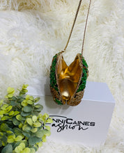 Load image into Gallery viewer, Rain Forest Crystal Purse
