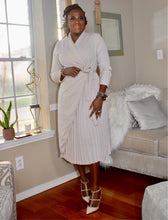 Load image into Gallery viewer, Sassy Ann
