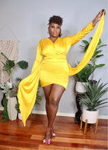 Load image into Gallery viewer, Bright Ray-Ann Exquisite Rushed Dress | Chic &amp; Elegant
