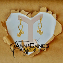 Load image into Gallery viewer, Round Twist Earrings | Stylish and Modern Jewelry
